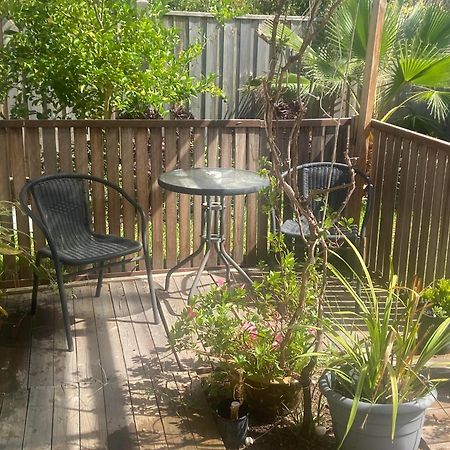 Melbourne Lakes Warm House Extérieur photo